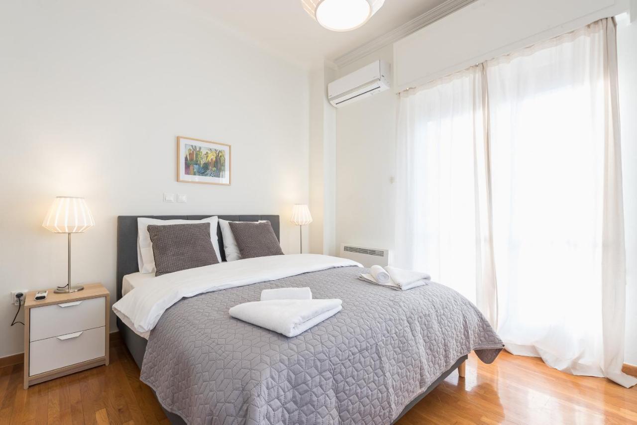 Cozy And Fresh Apt Close To Metro アテネ エクステリア 写真