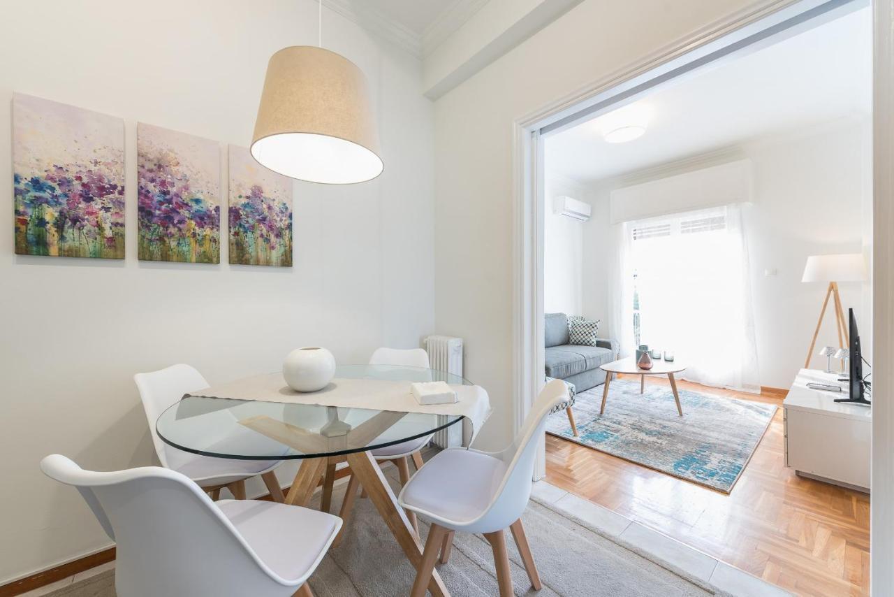 Cozy And Fresh Apt Close To Metro アテネ エクステリア 写真